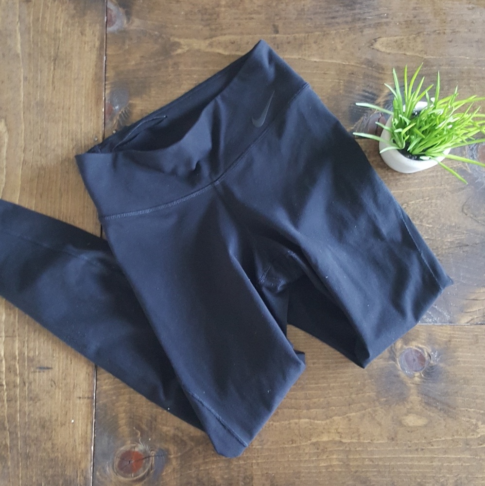 Nike Dri-Fit Shaping Leggings